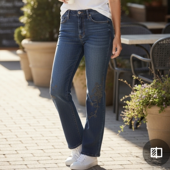 Point Zero Embroidered Classic Blue Women's Jeans - Picture 1 of 16